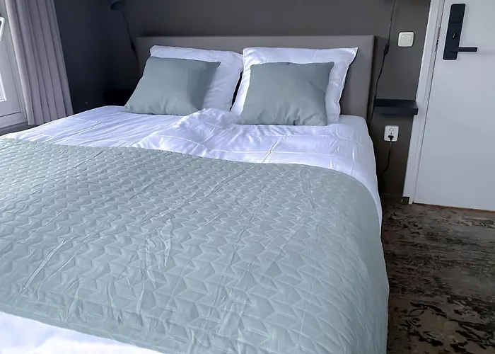 De Slapende Hollander - Economy 3*